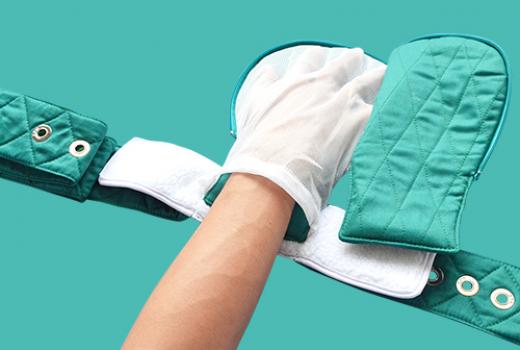 磁鎖型防拔管醫(yī)用專用約束手套 東莞蒙泰廠家定制